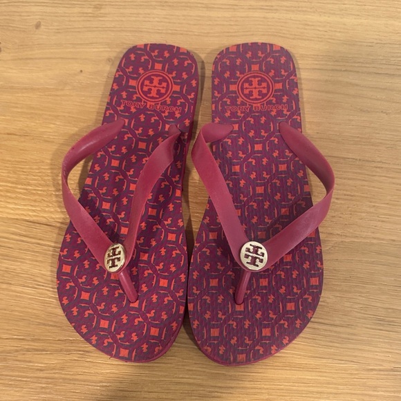 Tory Burch Shoes - Tory Burch Burgundy and Red Patterned Flip Flops